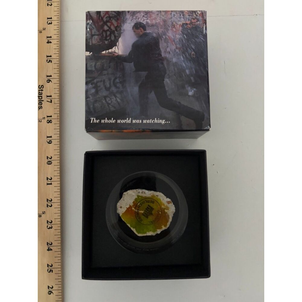 vtg Berlin Wall remanent encased in acrylic with commemorative display box
